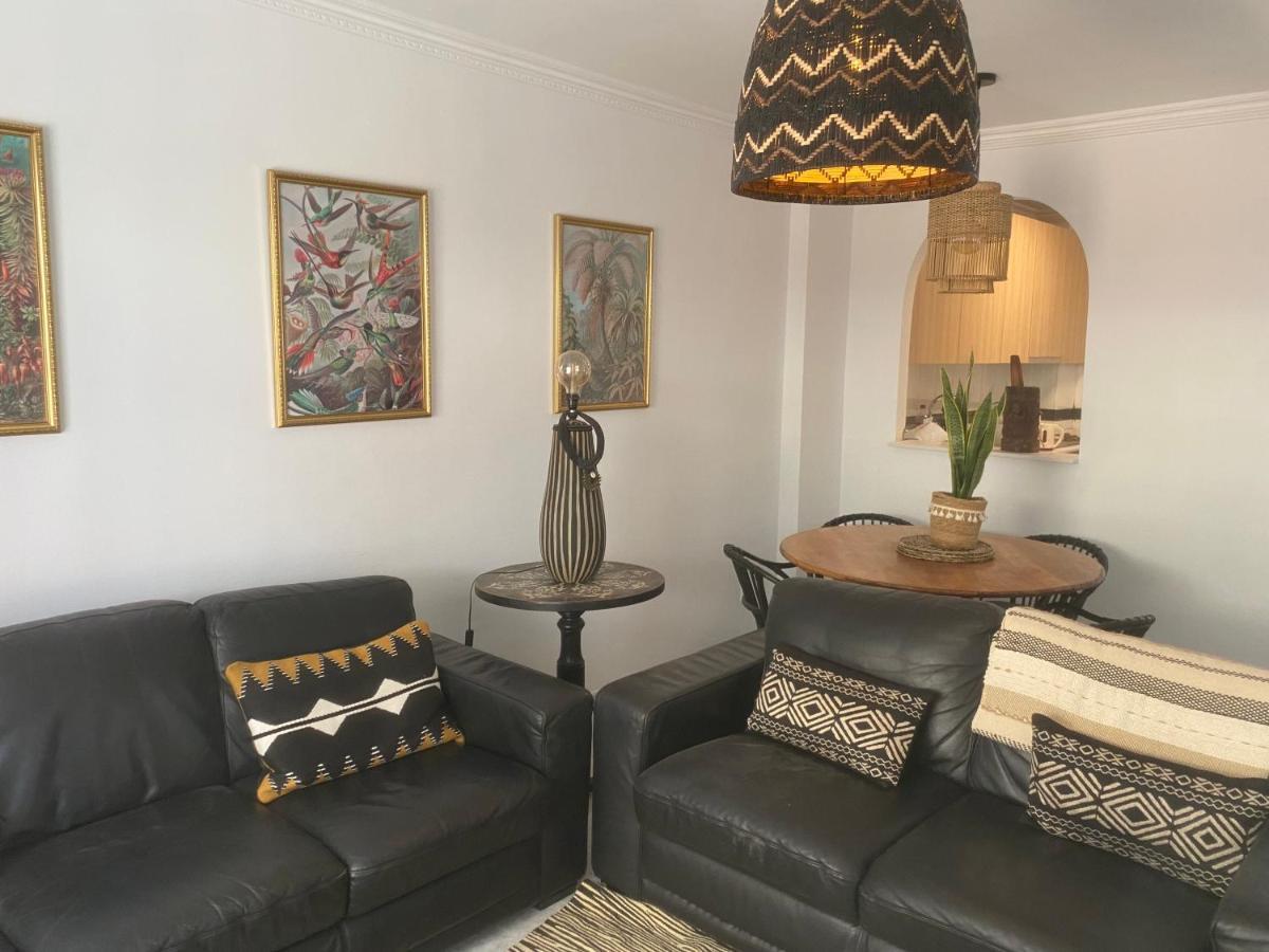 Flores Apartment