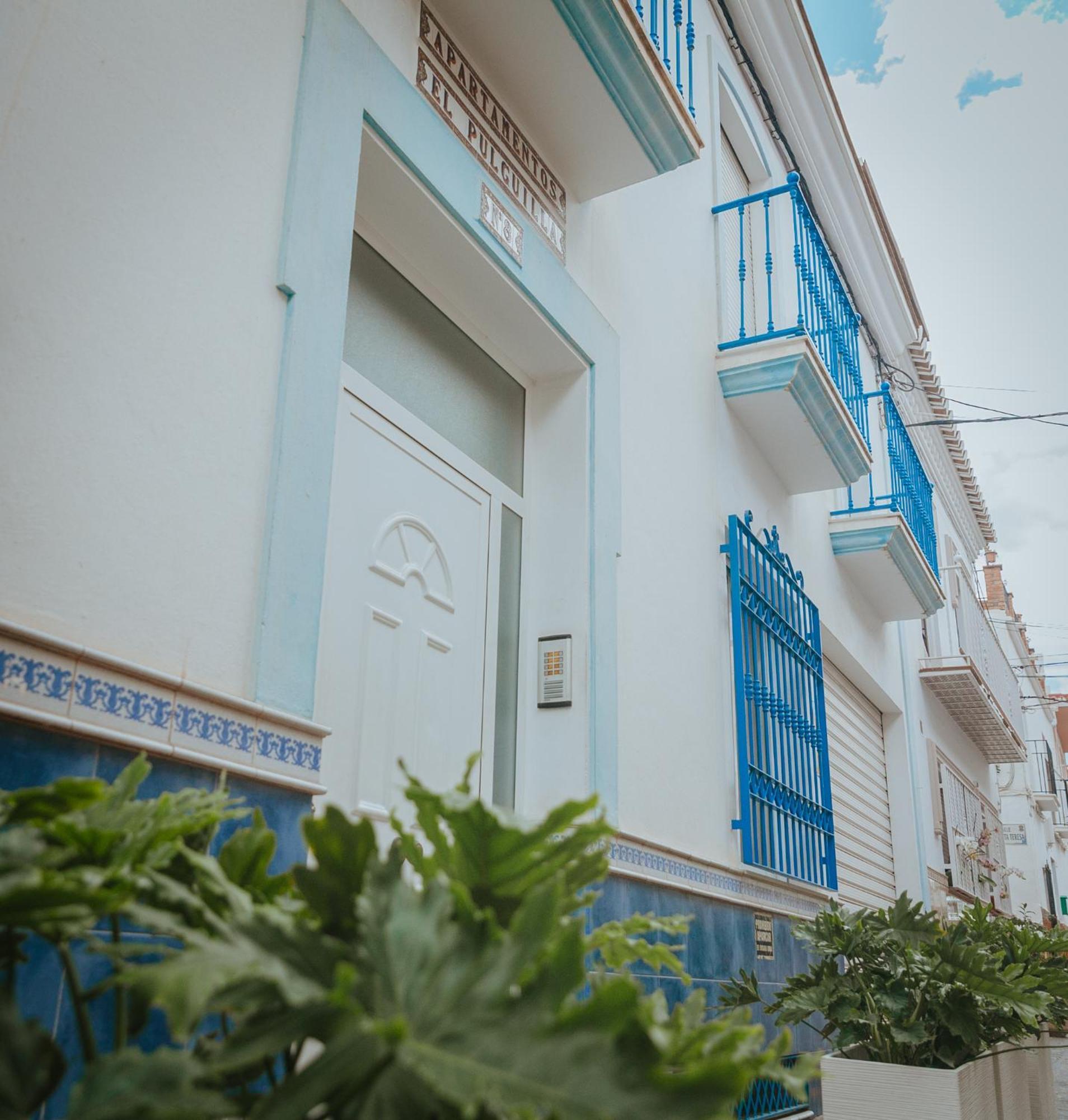 Flores Apartment