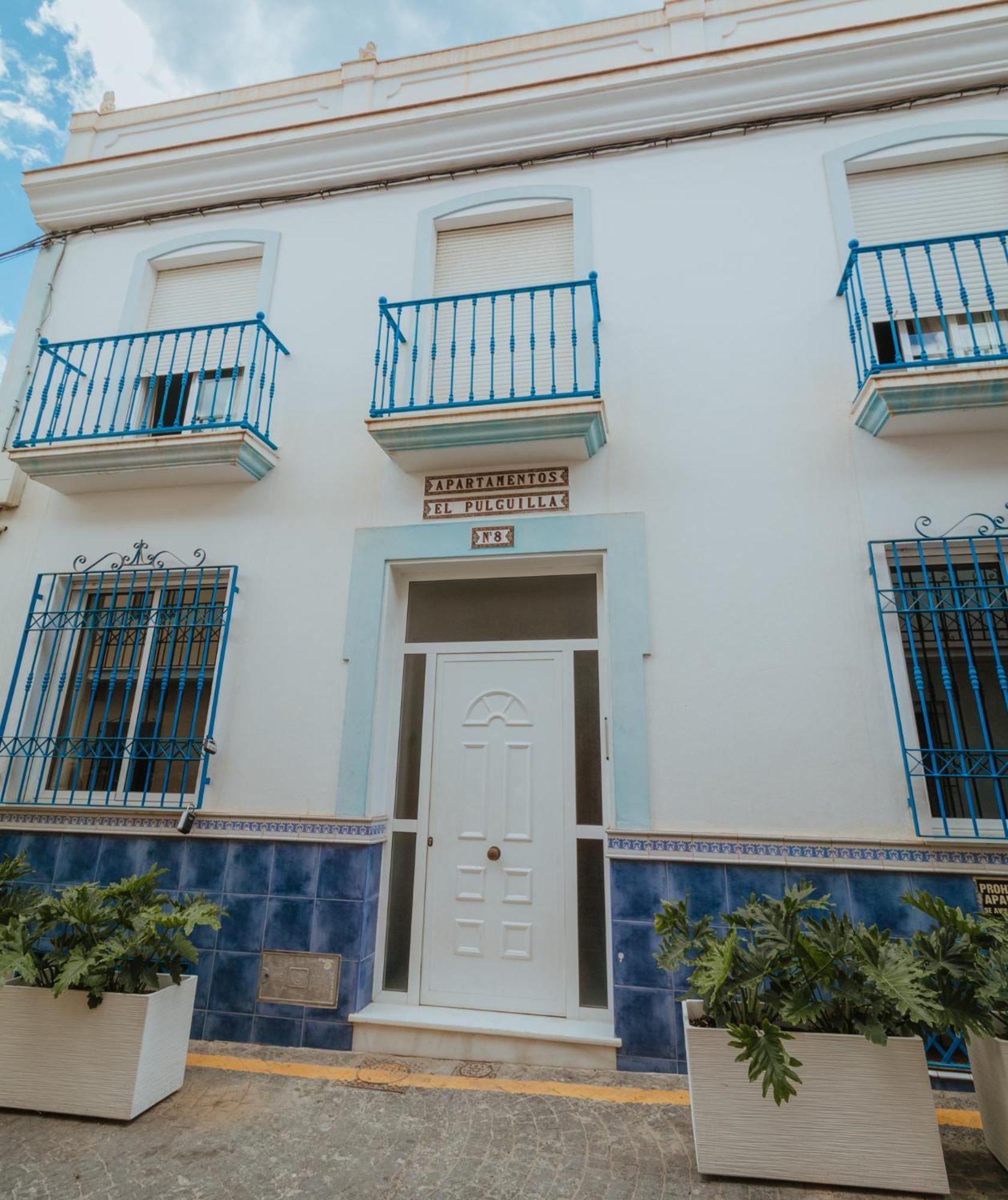 Flores Apartment