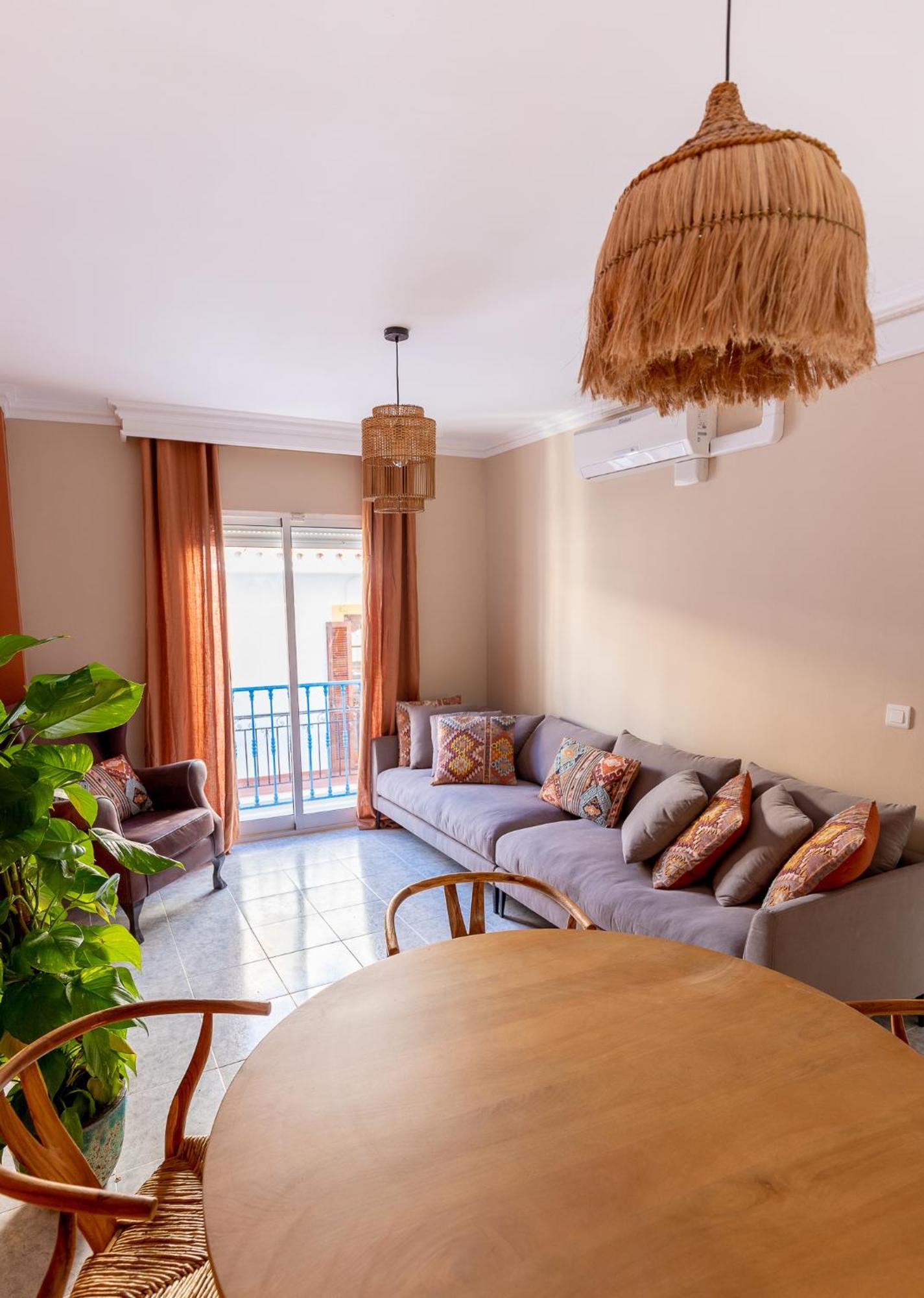 Flores Apartment *
